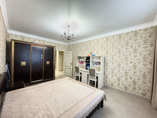 Продам трехкомнатную (3-комн.) квартиру, ОДС ул, 7к2, Нальчик г