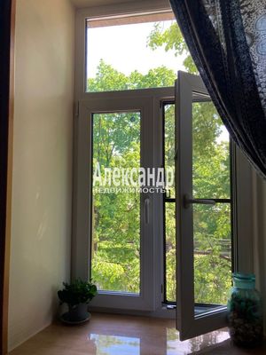Продам трехкомнатную (3-комн.) квартиру, Александра Матросова ул, 14, Санкт-Петербург г