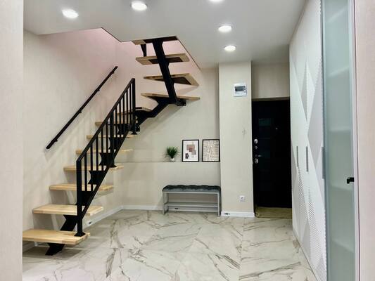 Продам трехкомнатную (3-комн.) квартиру, Ленина ул, 89А, Киров г