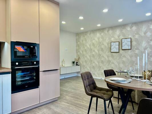 Продам трехкомнатную (3-комн.) квартиру, Ленина ул, 89А, Киров г