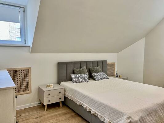 Продам трехкомнатную (3-комн.) квартиру, Ленина ул, 89А, Киров г