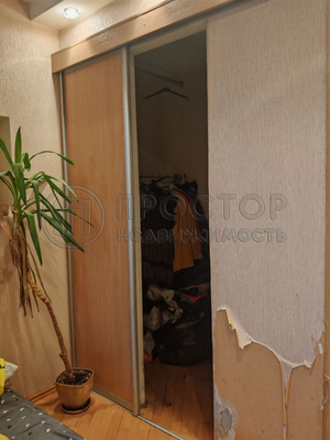 Продам трехкомнатную (3-комн.) квартиру, Варшавское ш, 106, Москва г