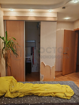 Продам трехкомнатную (3-комн.) квартиру, Варшавское ш, 106, Москва г