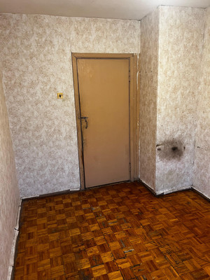 Продам трехкомнатную (3-комн.) квартиру, Томилинская ул, 12, Дзержинский г