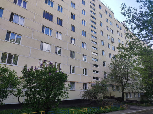 Продам трехкомнатную (3-комн.) квартиру, Томилинская ул, 12, Дзержинский г