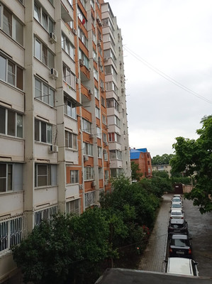 Продам двухкомнатную (2-комн.) квартиру, Южная ул, 25, Краснодар г