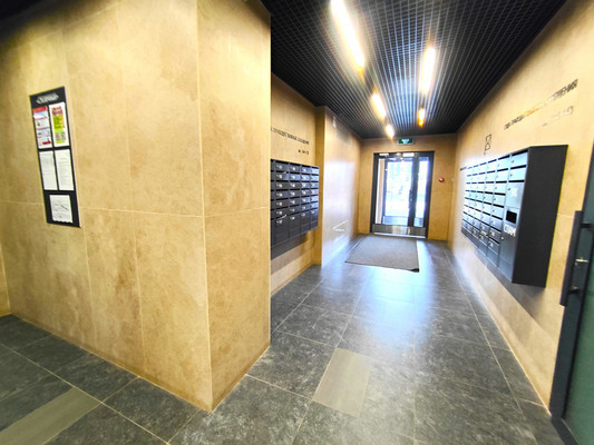 Продам трехкомнатную (3-комн.) квартиру, Чистопольская ул, 88, Казань г