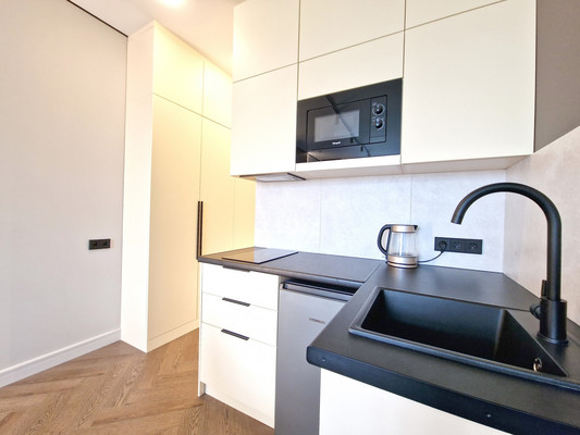 Продам однокомнатную (1-комн.) квартиру, Академика Королева ул, вл13, Москва г