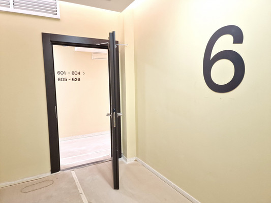 Продам однокомнатную (1-комн.) квартиру, Академика Королева ул, вл13, Москва г