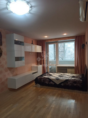 Продам двухкомнатную (2-комн.) квартиру, Халтуринская ул, 13, Москва г