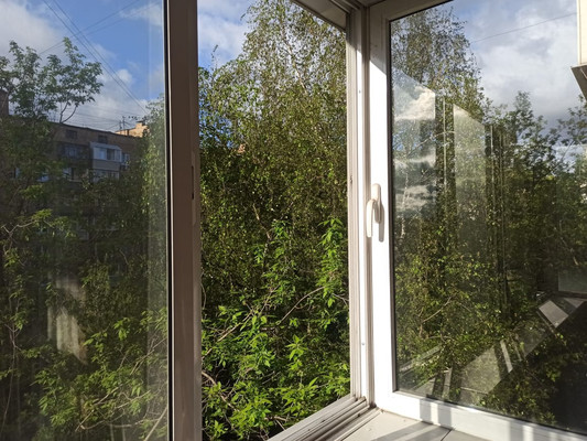 Продам двухкомнатную (2-комн.) квартиру, Халтуринская ул, 13, Москва г