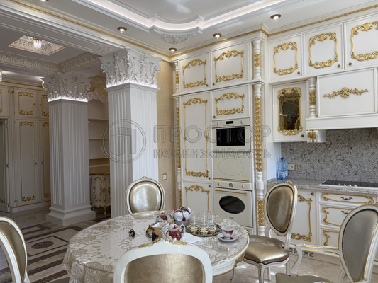 Продам трехкомнатную (3-комн.) квартиру, Гончарная ул, 38, Москва г