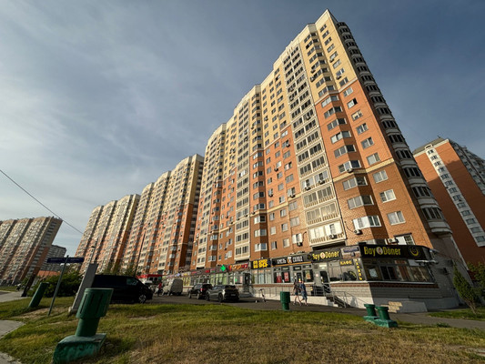 Продам двухкомнатную (2-комн.) квартиру, Рождественская ул, 31, Москва г