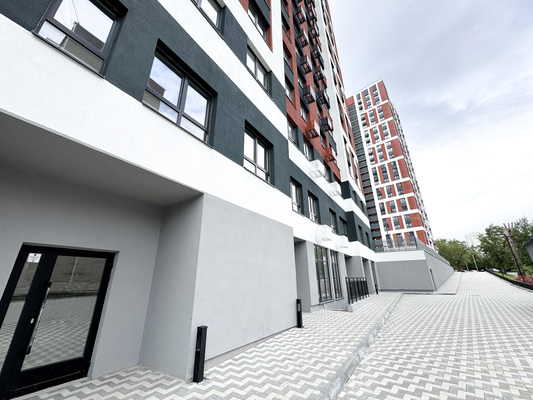 Продам торговое помещение 46 м2, Куйбышева ул, 100, Екатеринбург г