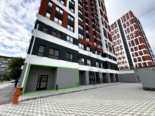 Продам торговое помещение 74 м2, Куйбышева ул, 100, Екатеринбург г