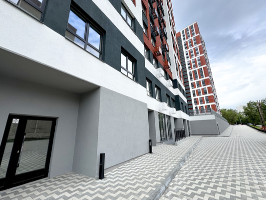 Продам торговое помещение 74 м2, Куйбышева ул, 100, Екатеринбург г