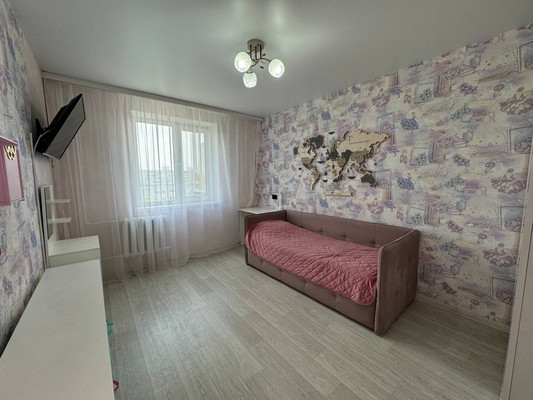 Продам трехкомнатную (3-комн.) квартиру, Победы пр-кт, 53к2, Комсомольск-на-Амуре г