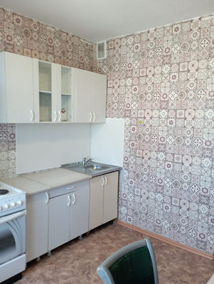 Продам двухкомнатную (2-комн.) квартиру, Абытаевская ул, 4а, Красноярск г