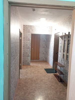 Продам двухкомнатную (2-комн.) квартиру, Абытаевская ул, 4а, Красноярск г