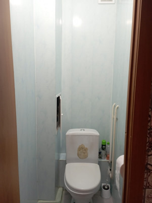 Продам двухкомнатную (2-комн.) квартиру, Абытаевская ул, 4а, Красноярск г