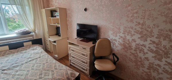 Продам трехкомнатную (3-комн.) квартиру, Мира ул, 70, Пенза г