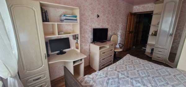Продам трехкомнатную (3-комн.) квартиру, Мира ул, 70, Пенза г