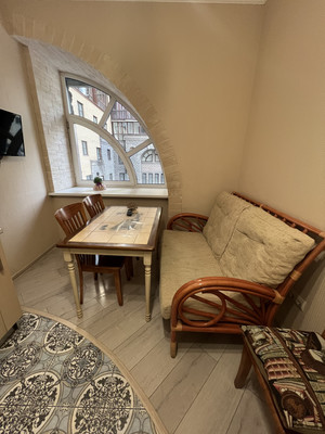 Продам трехкомнатную (3-комн.) квартиру, Киевская ул, 3А, Санкт-Петербург г