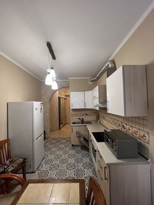 Продам трехкомнатную (3-комн.) квартиру, Киевская ул, 3А, Санкт-Петербург г