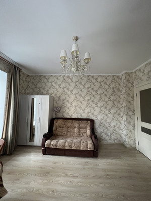 Продам трехкомнатную (3-комн.) квартиру, Киевская ул, 3А, Санкт-Петербург г