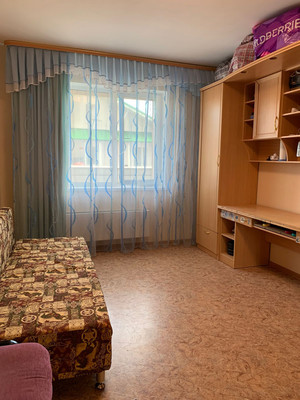 Продам трехкомнатную (3-комн.) квартиру, Мира ул, 61, Ханты-Мансийск г