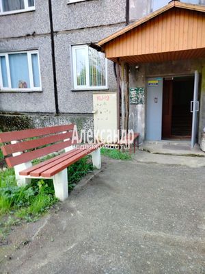 Продам двухкомнатную (2-комн.) квартиру, Спортивная ул, 1, Лахденпохья г