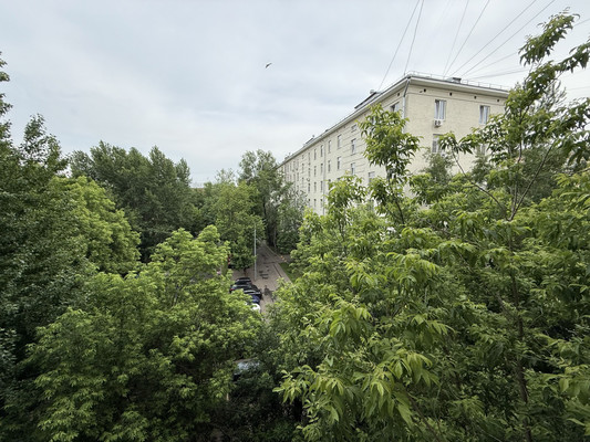 Продам двухкомнатную (2-комн.) квартиру, Петра Романова ул, 4к3, Москва г