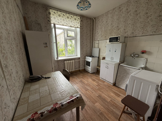Продам двухкомнатную (2-комн.) квартиру, Петра Романова ул, 4к3, Москва г