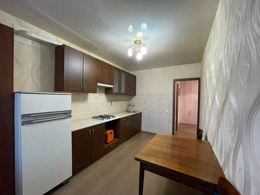 Продам однокомнатную (1-комн.) квартиру, Вишневая ул, 30, Рязань г