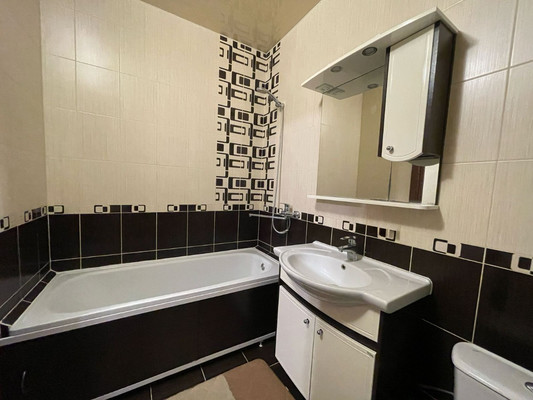 Продам однокомнатную (1-комн.) квартиру, Вишневая ул, 30, Рязань г