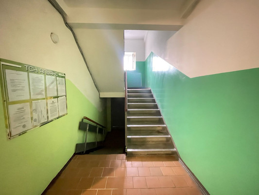 Продам однокомнатную (1-комн.) квартиру, Вишневая ул, 30, Рязань г