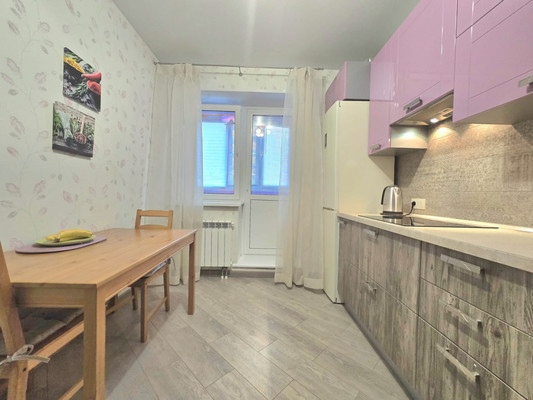 Продам двухкомнатную (2-комн.) квартиру, Объездная дорога ул, 2, Сосновый Бор п