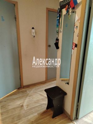 Продам однокомнатную (1-комн.) квартиру, Большая Каменная ул, 1к1, Выборг г