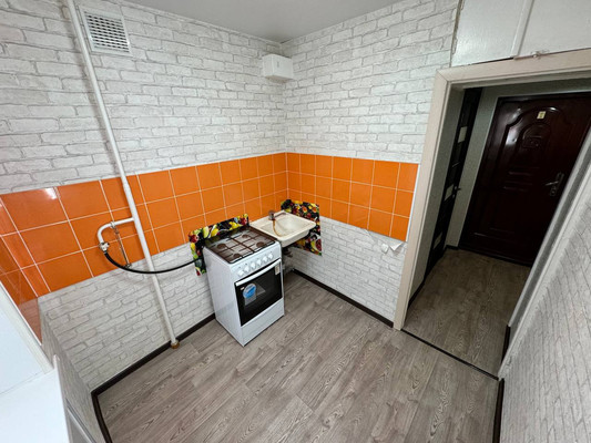 Продам однокомнатную (1-комн.) квартиру, Ленинградская ул, 70к3, Комсомольск-на-Амуре г