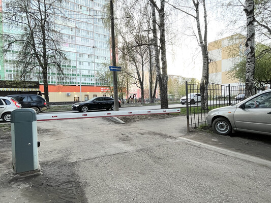 Продам трехкомнатную (3-комн.) квартиру, Щорса ул, 47, Киров г