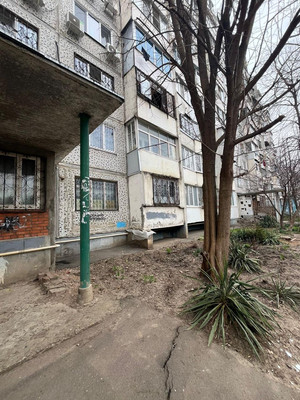Продам двухкомнатную (2-комн.) квартиру, Симферопольская ул, 12, Краснодар г