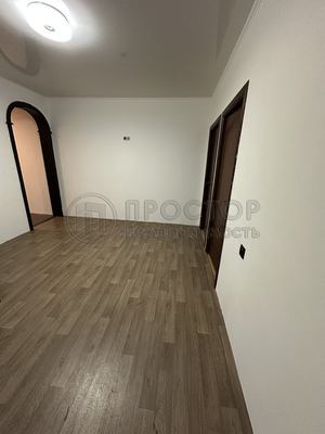Продам трехкомнатную (3-комн.) квартиру, Родниковая ул, к1, Голубое д
