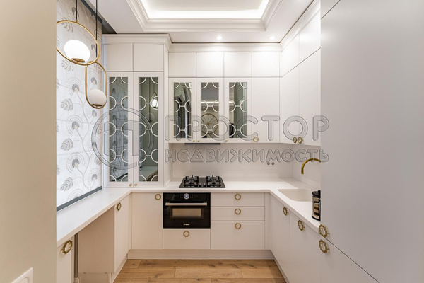 Продам трехкомнатную (3-комн.) квартиру, Брюсов пер, 7, Москва г