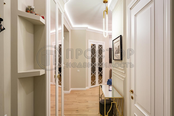 Продам трехкомнатную (3-комн.) квартиру, Брюсов пер, 7, Москва г