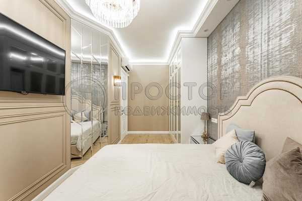 Продам трехкомнатную (3-комн.) квартиру, Брюсов пер, 7, Москва г
