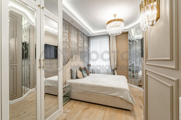 Продам трехкомнатную (3-комн.) квартиру, Брюсов пер, 7, Москва г