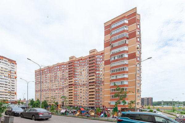 Продам двухкомнатную (2-комн.) квартиру, Зеленые аллеи б-р, 12, Видное г