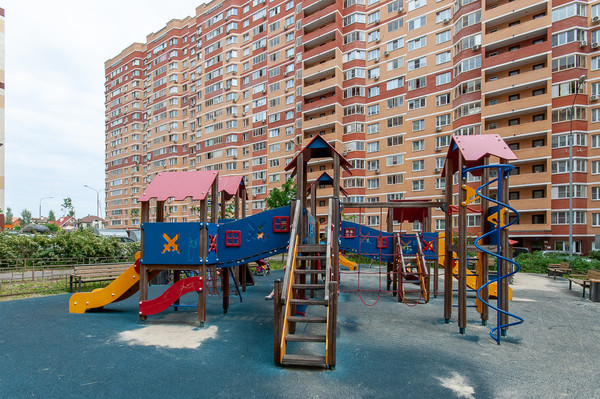 Продам двухкомнатную (2-комн.) квартиру, Зеленые аллеи б-р, 12, Видное г