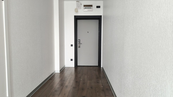 Продам трехкомнатную (3-комн.) квартиру, Окружной проезд, 10Б, Москва г