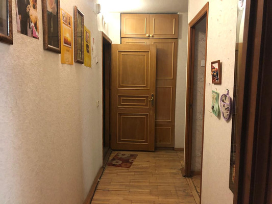 Продам двухкомнатную (2-комн.) квартиру, Солнечный пер, 1, Гатчина г